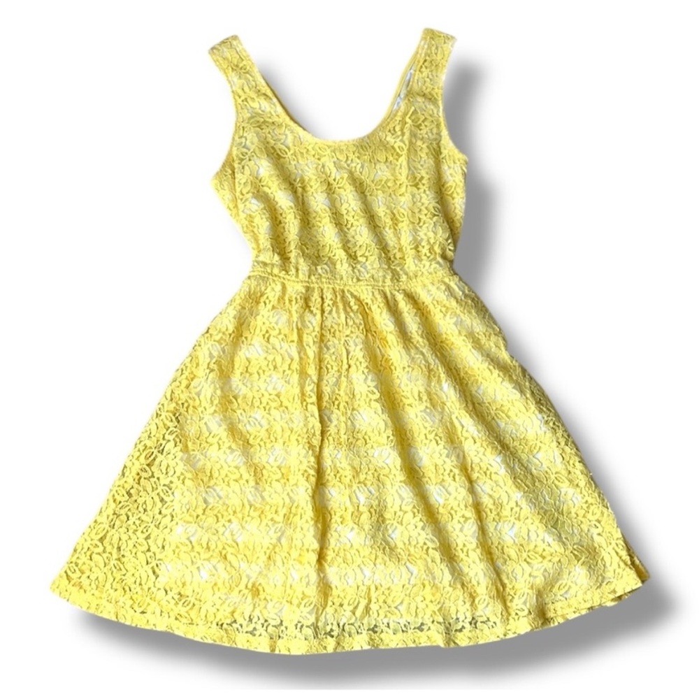 Women’s Mossimo Yellow Lace Overlay Sleeveless Fit & Flare Dress, Size Large